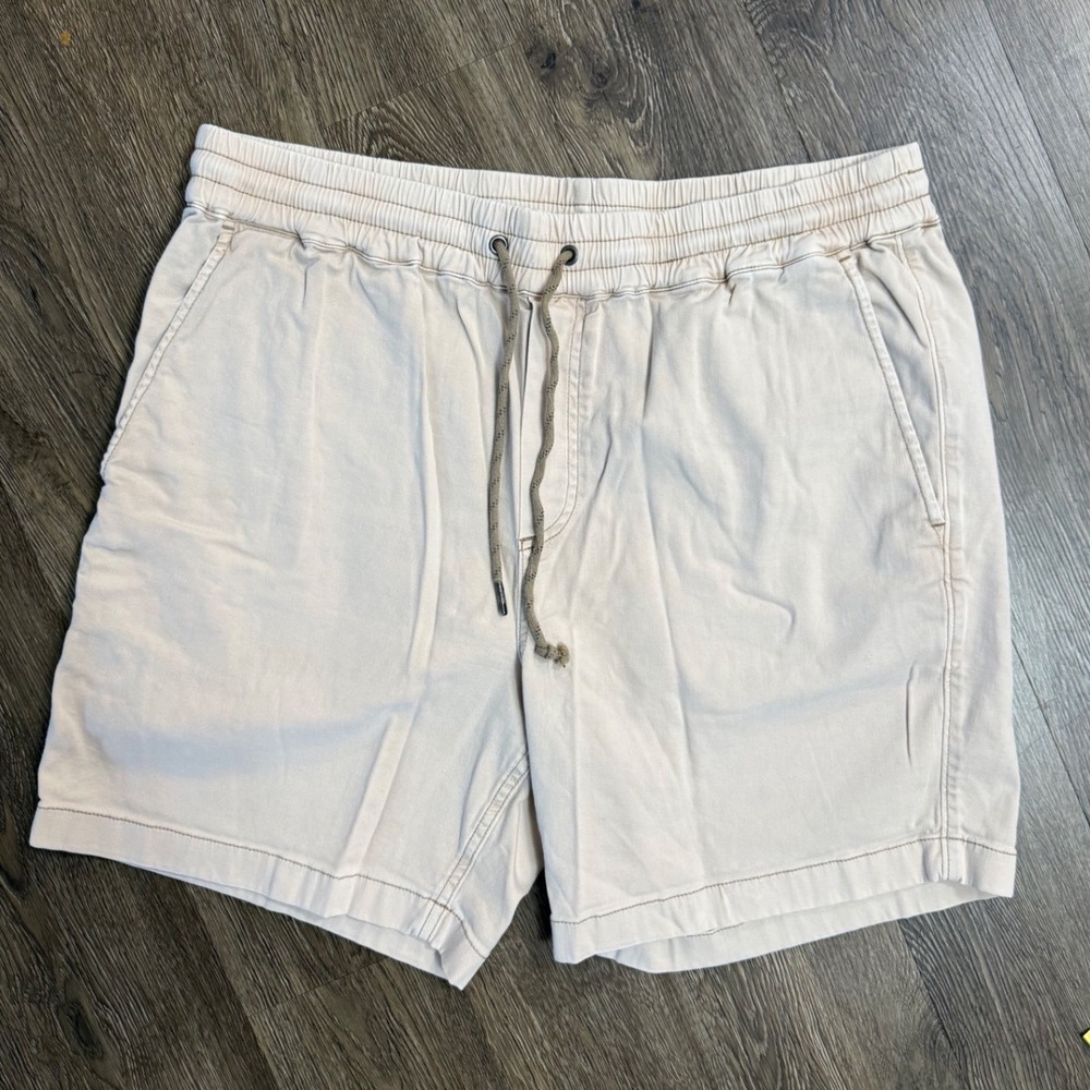 Faherty Brand Mens All Day Shorts Khaki Tan Elastic Waist Drawstring Size L 6in